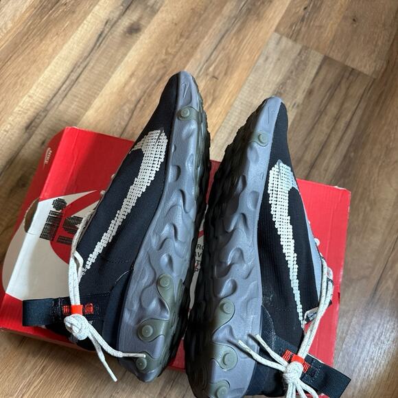 Nike React WR ISPA Black Metallic Silver Gunsmoke main image 9